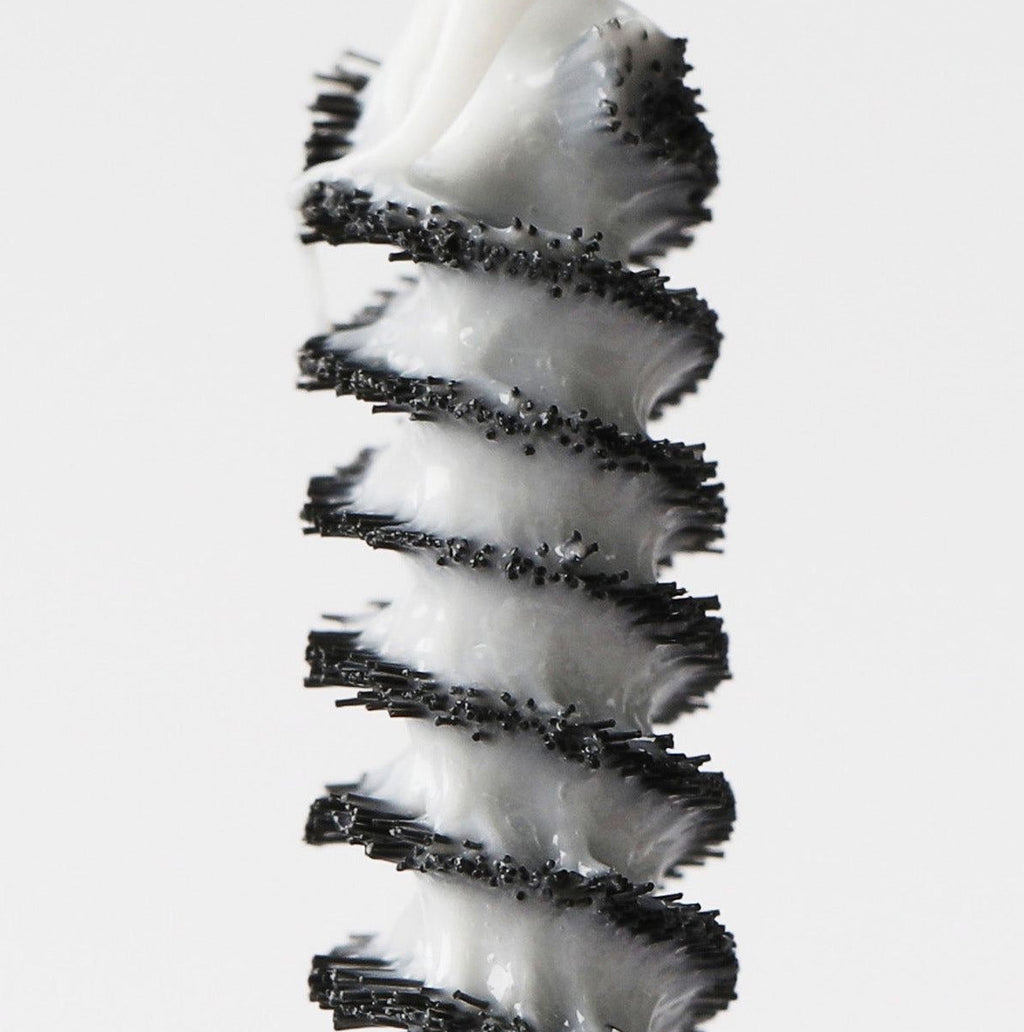 Fixateur à sourcils